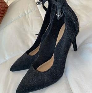 NWT Christian Siriano Kenni Ankle Glitter Heels